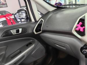 Ford EcoSport 1.5TDCi Titanium - Image 15