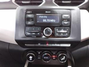 Nissan Magnite 1.0 Visia manual - Image 13