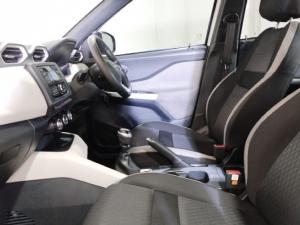 Nissan Magnite 1.0 Visia manual - Image 15
