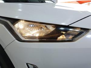 Nissan Magnite 1.0 Visia manual - Image 17