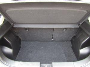 Toyota Starlet 1.5 XS auto - Image 6