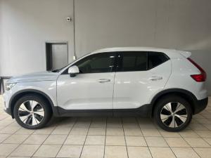 Volvo XC40 T3 Momentum auto - Image 2