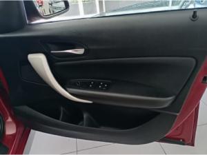 BMW 1 Series 118i 5-door Sport Line auto - Image 5