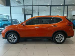 Nissan X-Trail 2.0 Visia - Image 2