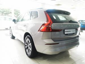 Volvo XC60 B5 AWD Essential - Image 7