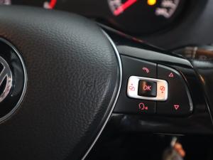 Volkswagen Polo sedan 1.4 Comfortline - Image 20