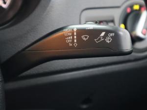 Volkswagen Polo sedan 1.4 Comfortline - Image 22