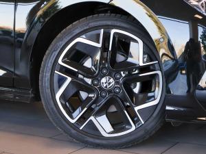 Volkswagen Golf R - Image 3