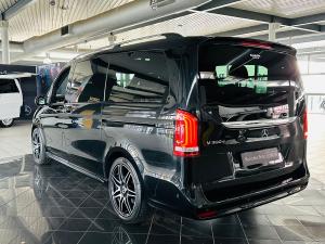 Mercedes-Benz V-Class V300d Exclusive - Image 16