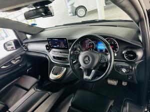 Mercedes-Benz V-Class V300d Exclusive - Image 4