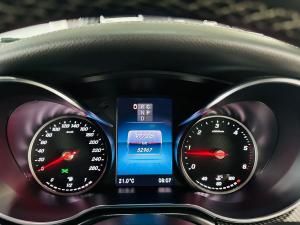 Mercedes-Benz V-Class V300d Exclusive - Image 8