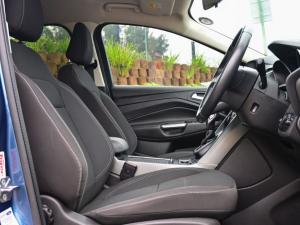 Ford Kuga 1.5T Ambiente auto - Image 14