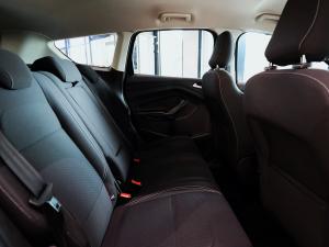 Ford Kuga 1.5T Ambiente auto - Image 17