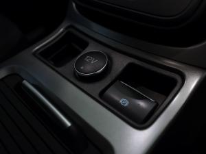 Ford Kuga 1.5T Ambiente auto - Image 26