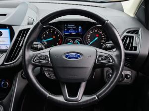 Ford Kuga 1.5T Ambiente auto - Image 7
