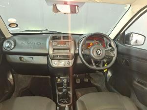 Renault Kwid 1.0 Evolution - Image 10