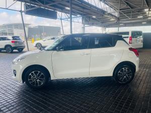 Suzuki Swift 1.2 GLX manual - Image 4