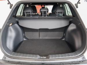 Toyota Corolla Cross 1.8 Hybrid XS - Image 13