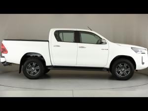 Toyota Hilux 2.8GD-6 double cab Raider auto - Image 3
