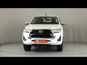 Toyota Hilux 2.8GD-6 double cab Raider auto - Image 4