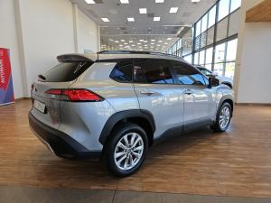 Toyota Corolla Cross 1.8 Hybrid XS - Image 2