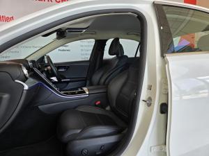 Mercedes-Benz C-Class C200 Avantgarde - Image 7