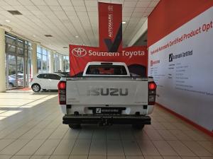 Isuzu D-Max Gen 6 250 single cab Fleetside safety - Image 5