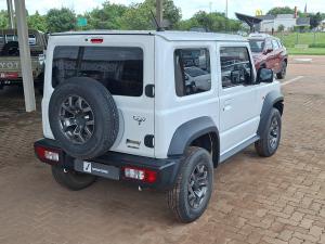 Suzuki Jimny 1.5 GLX AllGrip 3-door manual - Image 2