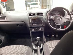 Volkswagen Polo sedan 1.6 Comfortline - Image 6