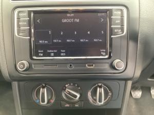 Volkswagen Polo sedan 1.6 Comfortline - Image 13