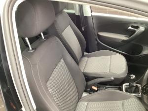 Volkswagen Polo sedan 1.6 Comfortline - Image 17