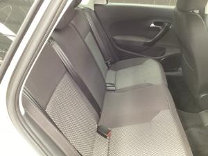 Volkswagen Polo sedan 1.6 Comfortline - Image 18