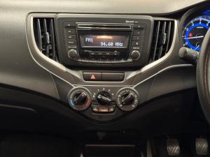 Toyota Starlet 1.4 Xi - Image 12