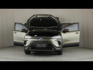 Toyota Corolla Cross 1.8 HEV XS - Image 13