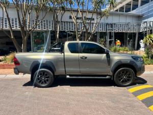 Toyota Hilux 2.8GD-6 Xtra cab 4x4 Legend auto - Image 3