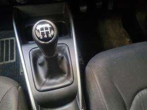 Toyota Starlet 1.5 XR manual - Image 13