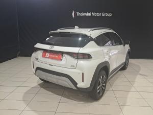 Toyota Starlet Cross 1.5 XR auto - Image 2