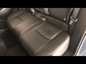 Toyota Corolla Cross 1.8 Hybrid XS - Image 15