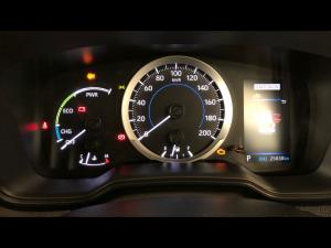 Toyota Corolla Cross 1.8 Hybrid XS - Image 16