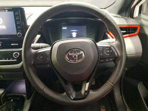 Toyota Corolla Cross 1.8 GR-Sport - Image 8