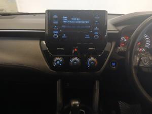 Toyota Corolla Cross 1.8 Xi - Image 13