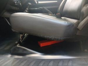 Toyota Hilux 2.0 single cab S (aircon) - Image 16