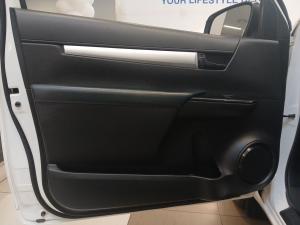 Toyota Hilux 2.0 (aircon) - Image 20