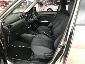 Suzuki Swift 1.2 GLX - Image 7