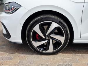 Volkswagen Polo 2.0 GTI DSG - Image 23