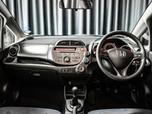 Honda Jazz 1.3 Comfort - Image 8