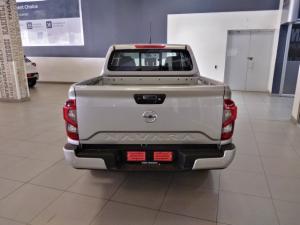 Nissan Navara 2.5DDTi double cab LE Plus - Image 4