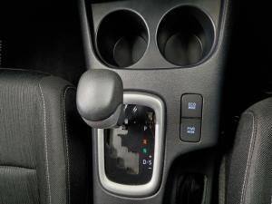 Toyota Hilux 2.8GD-6 double cab Raider auto - Image 10