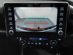 Toyota Hilux 2.8GD-6 double cab Raider auto - Image 11