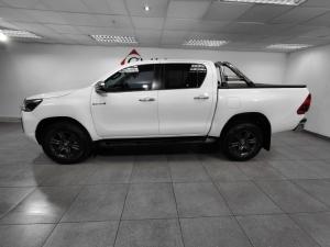 Toyota Hilux 2.8GD-6 double cab Raider auto - Image 2